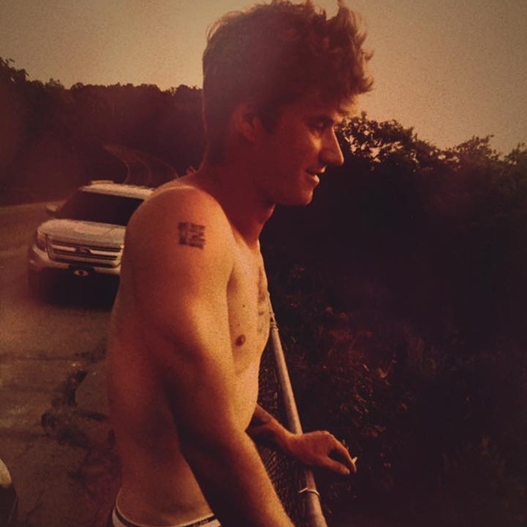 Meet your Posher, Jeffrey - Picture 1 of 1